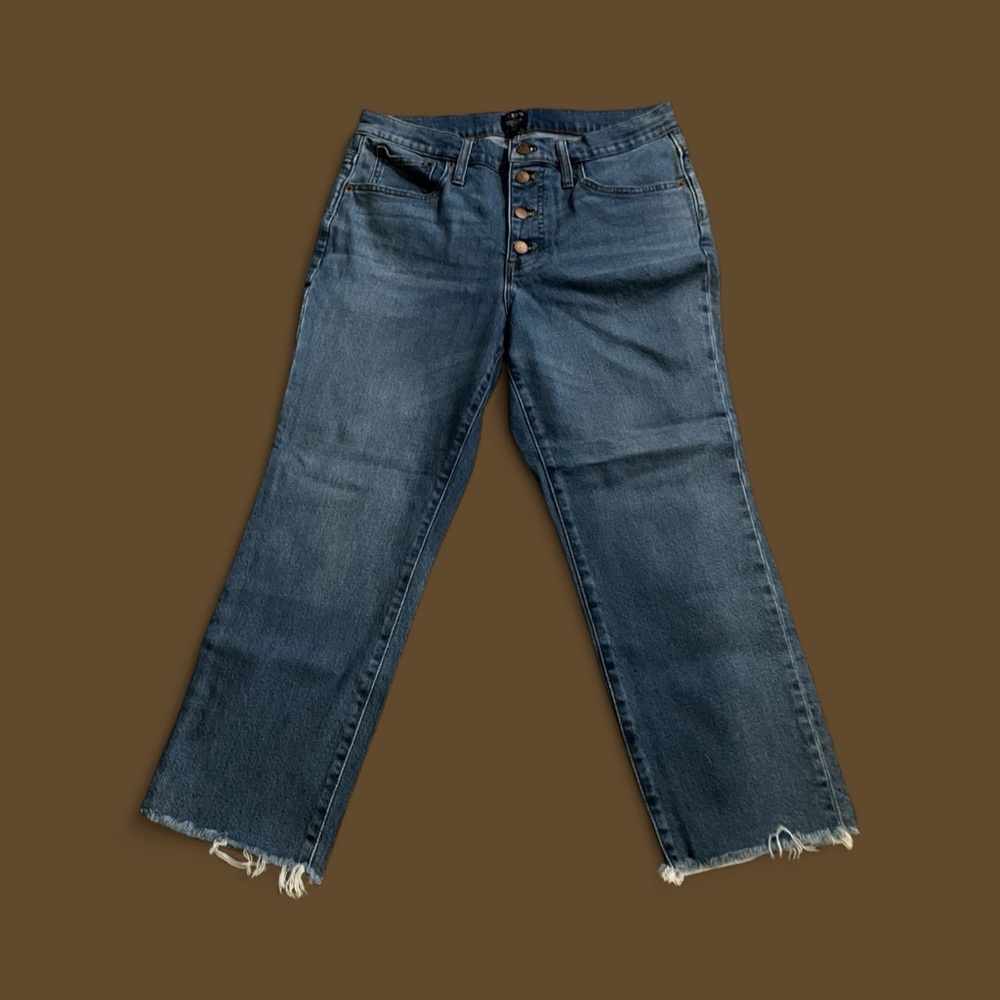 J.Crew Factory Essential Straight Jean
Size 30 petite
